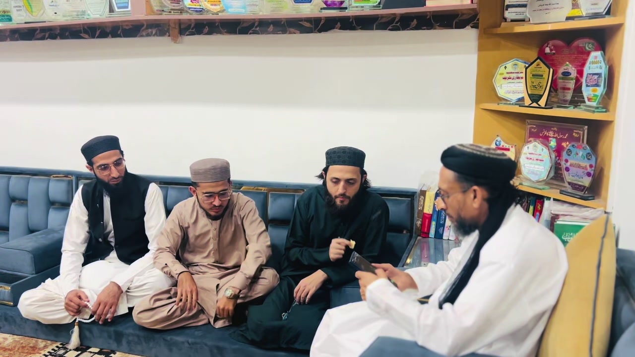 @عاصم حنفی🦋