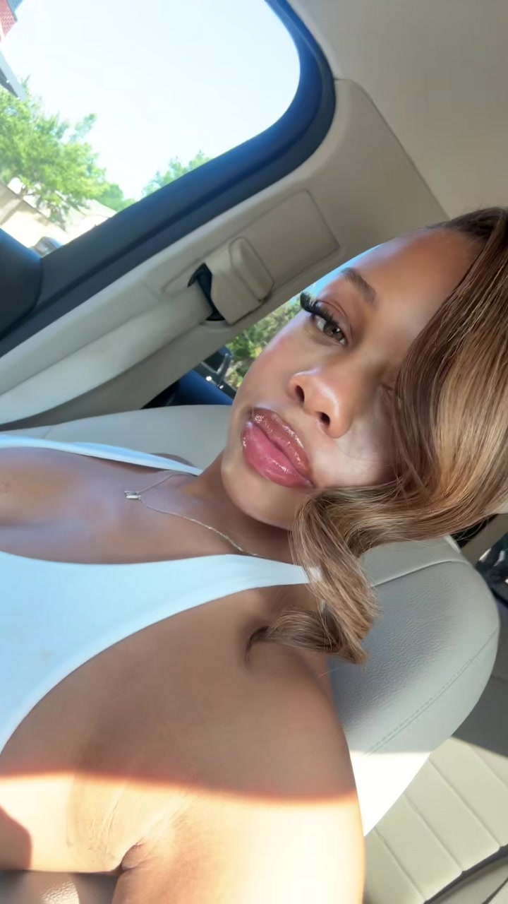 @yellowhoneysuckle