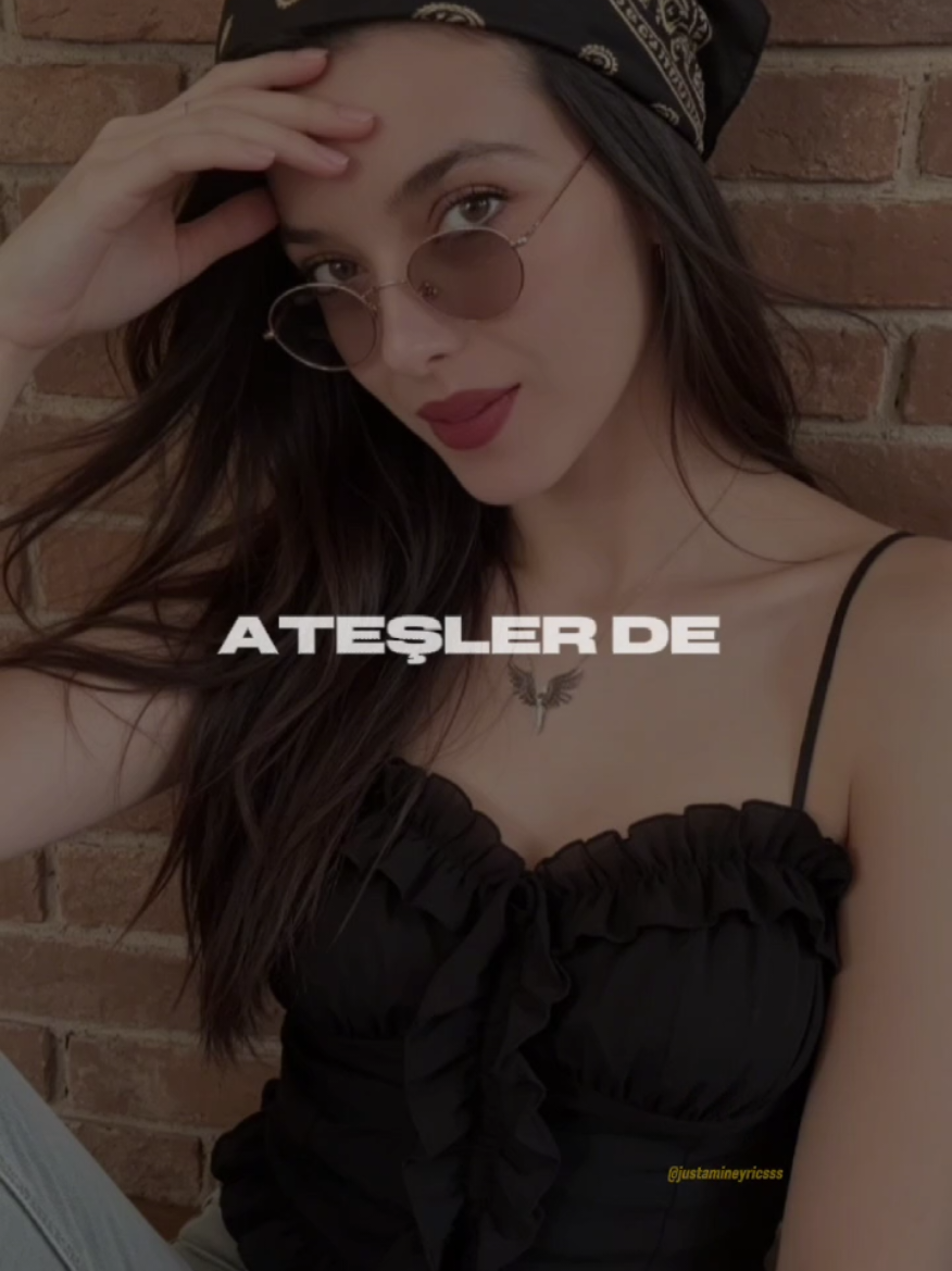 @Ebru Özdemir