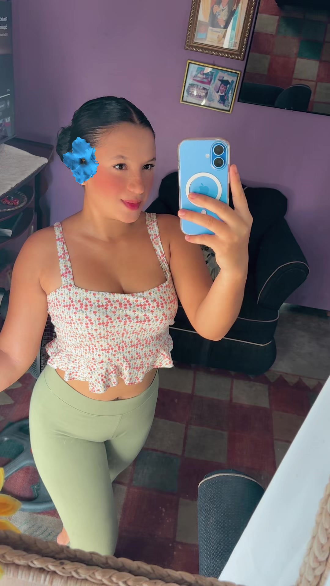 @🎀Mily🌸🍒Flow🎀👑
