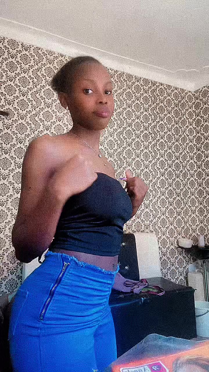 @Shani kayz🦋🦋