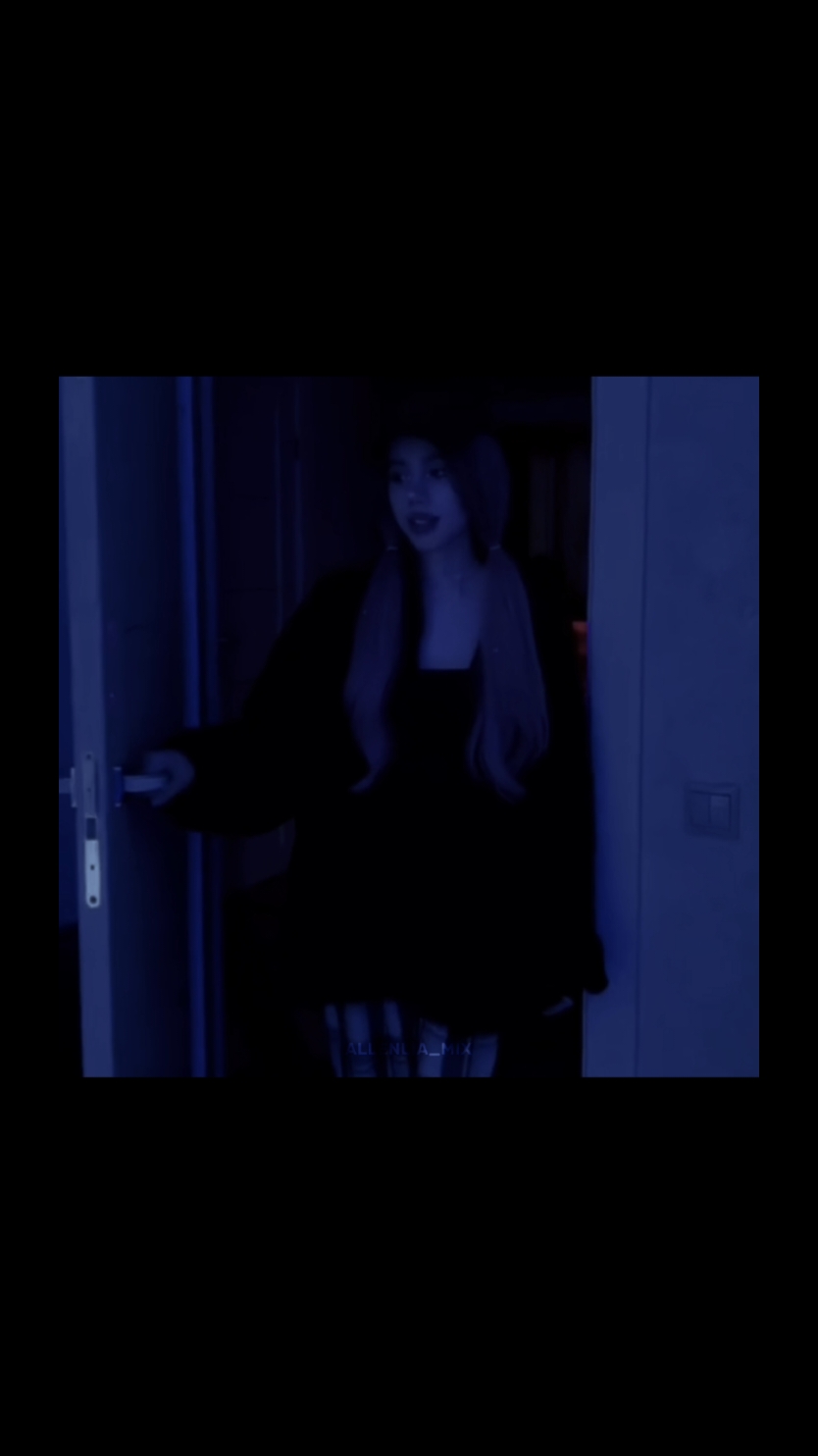 @𝑨𝑳𝑳𝑬𝑵𝑳𝑰𝑨_𝑴𝑰𝑿