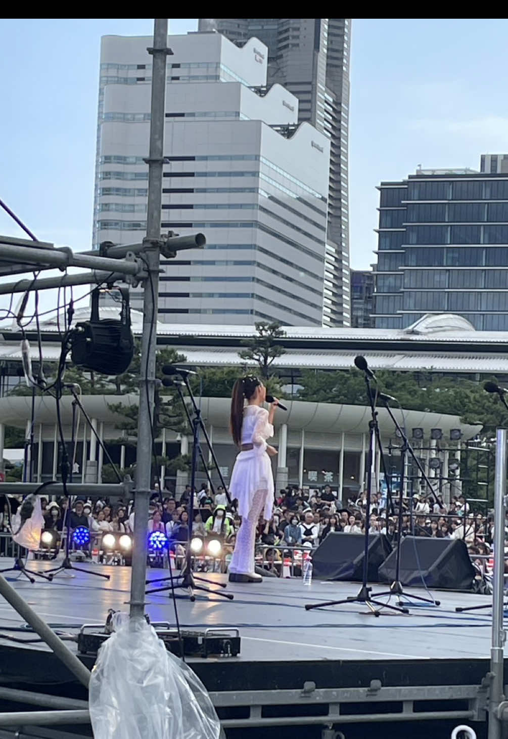 @加藤礼愛