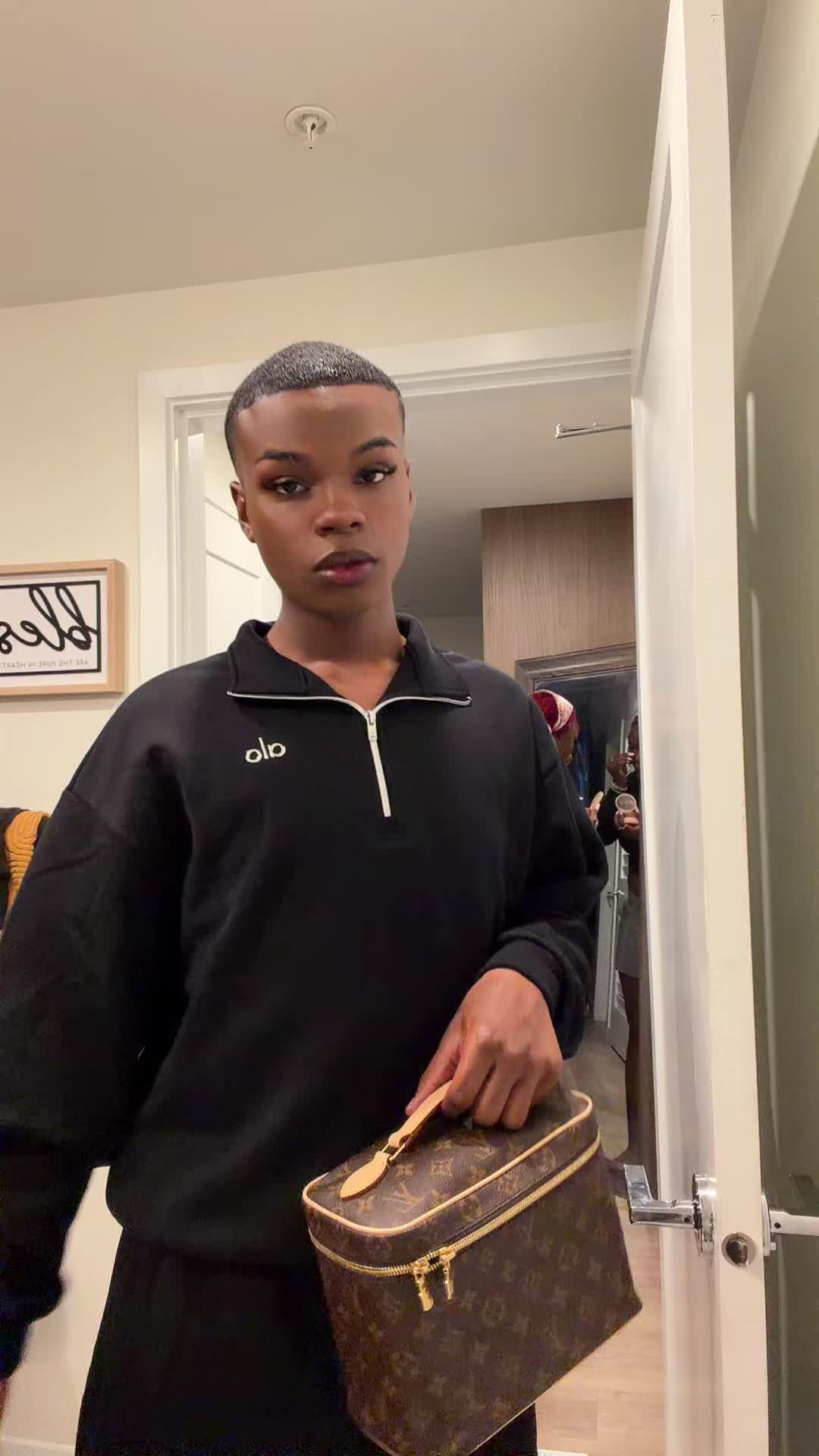 @JESSE 🧑🏽&zwj;🎤