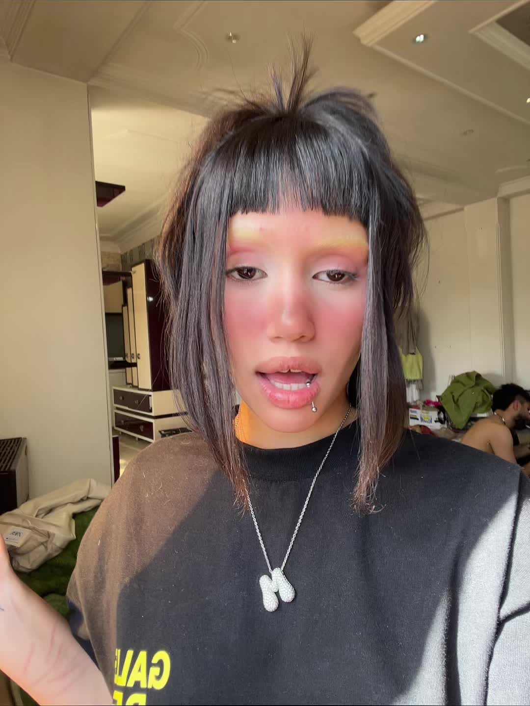 @Mahdiye🧟♀️