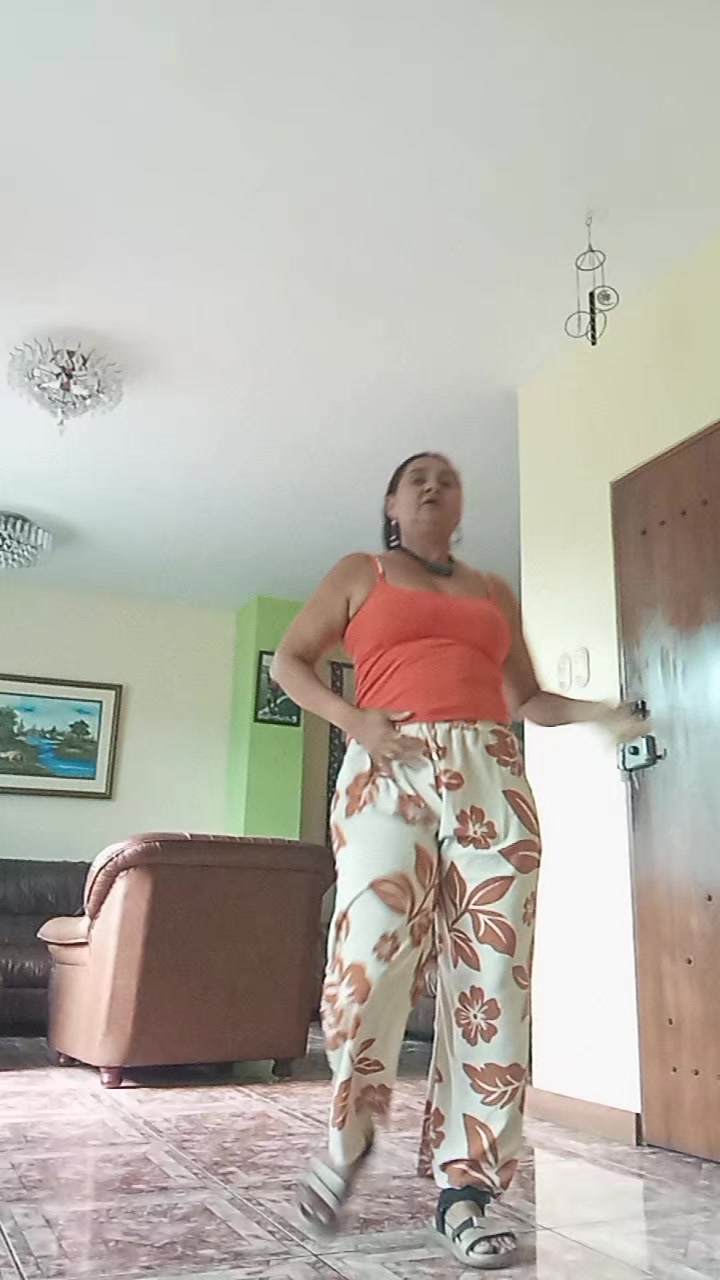 @leonela la flaqi