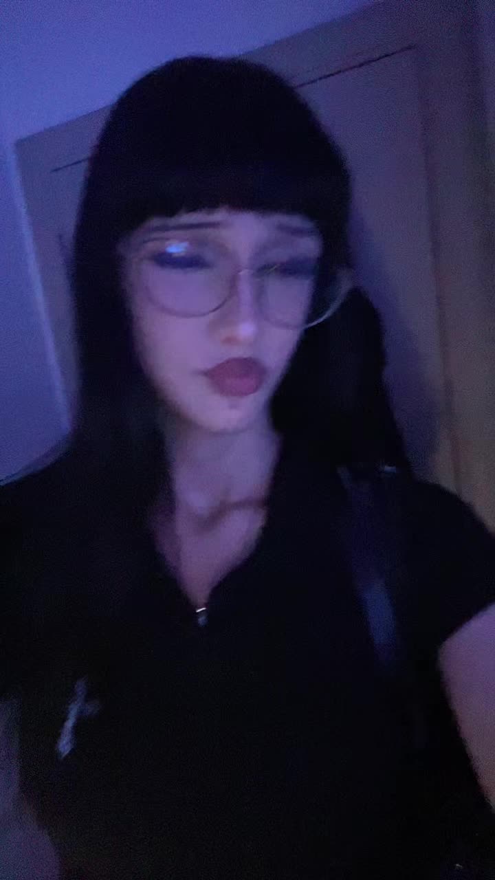 @кäја 🧛🏻