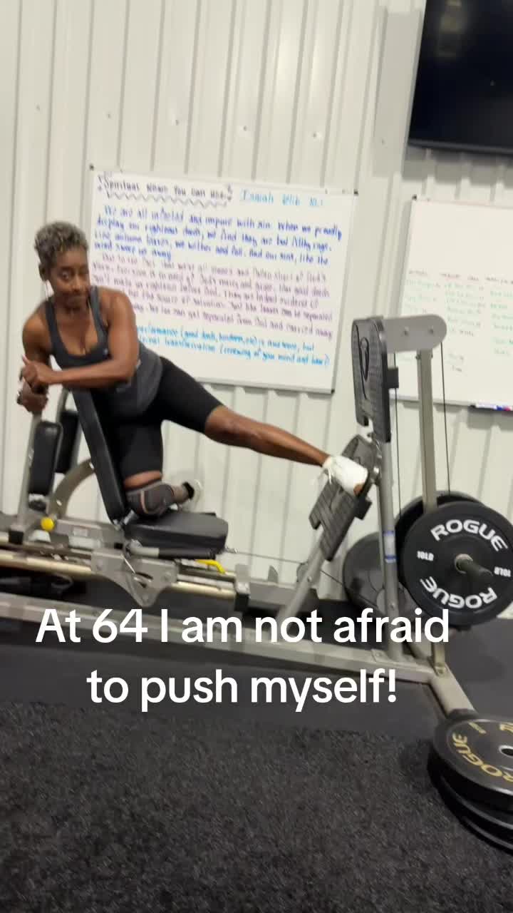 @Iamsexyover60