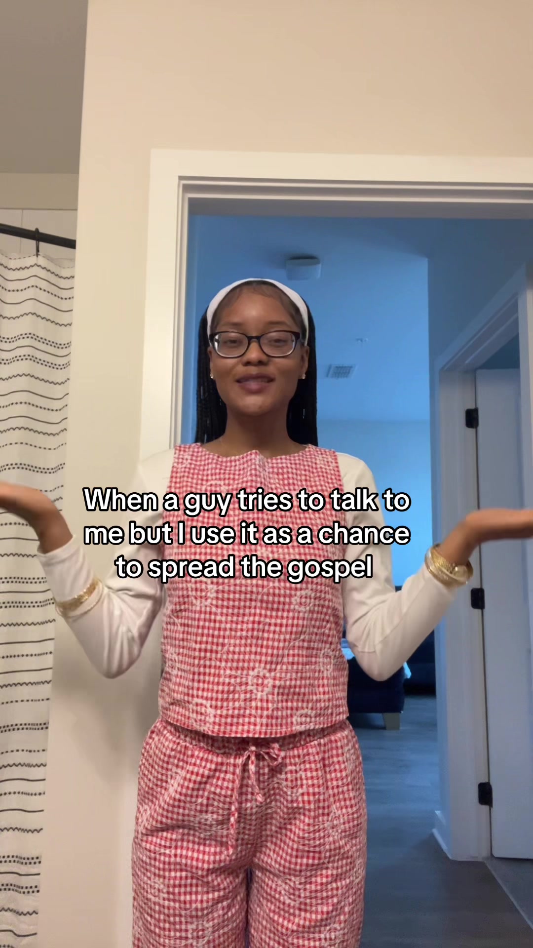@Itssmalea