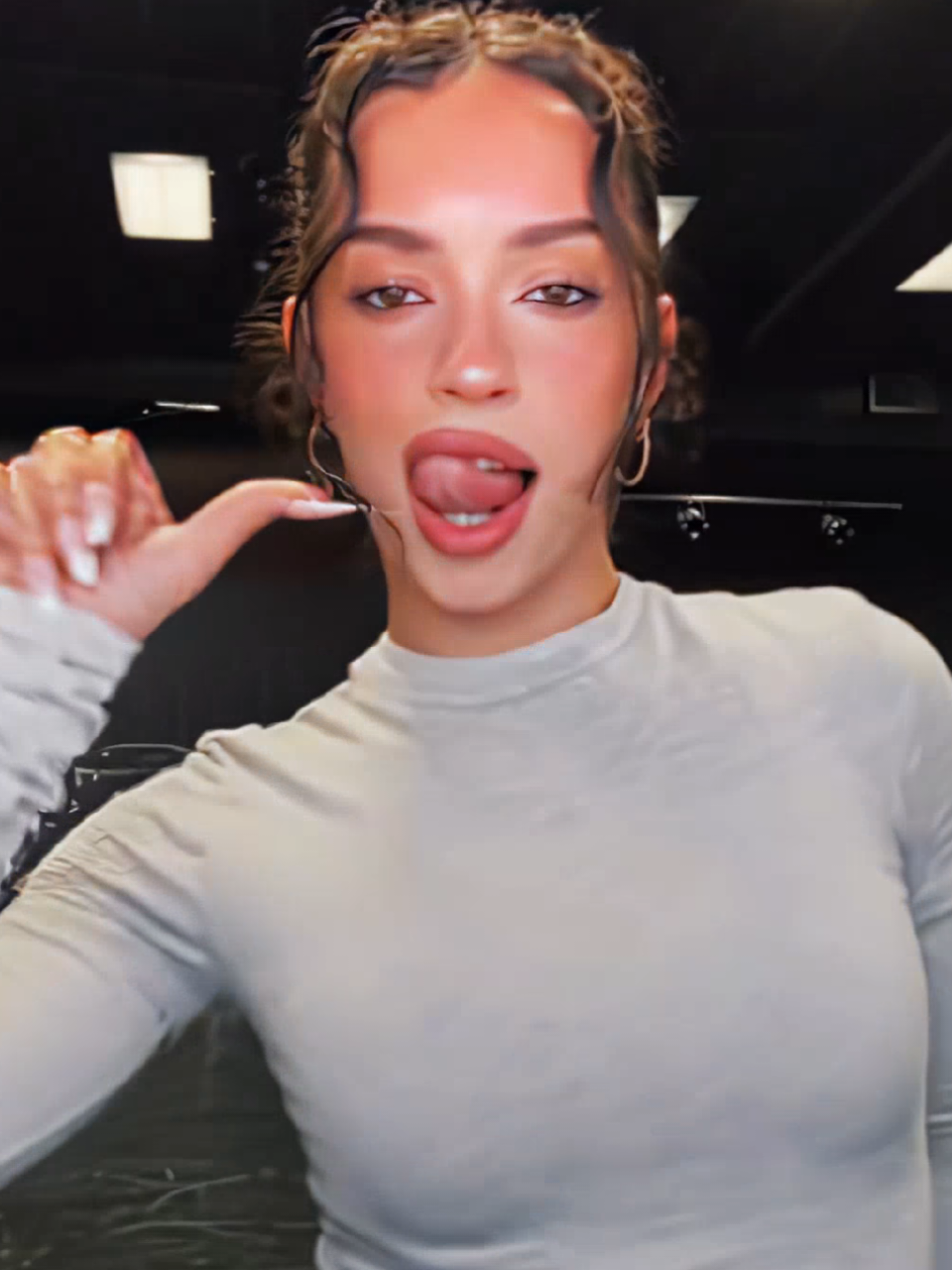 @𝘃𝘀𝗼𝗹𝗮𝗰𝗲