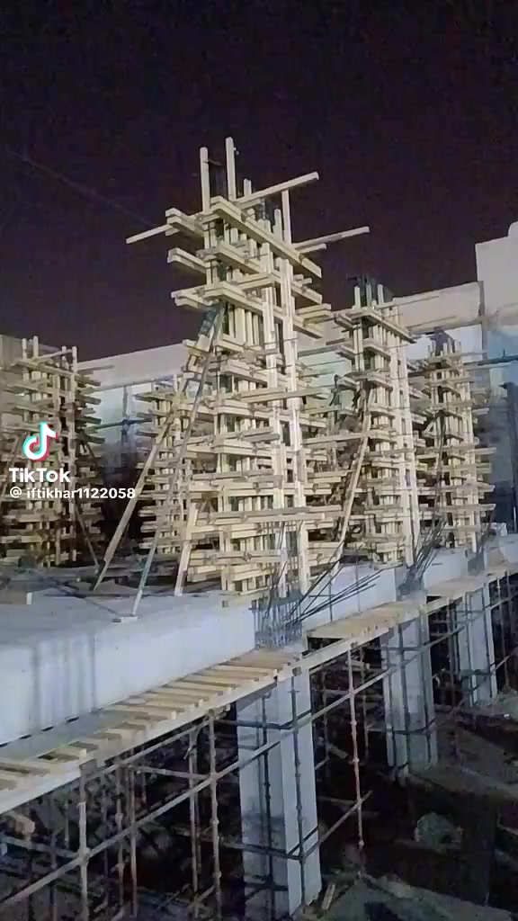 @الطاف احمد