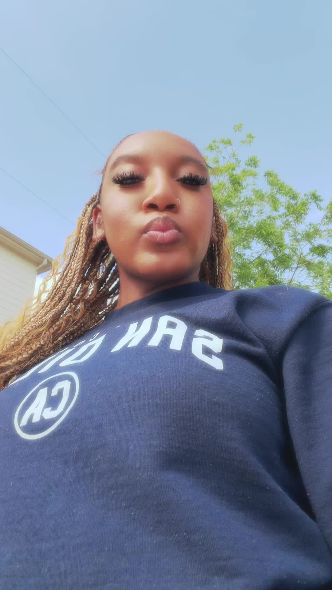 @Saniisworld🌎💫