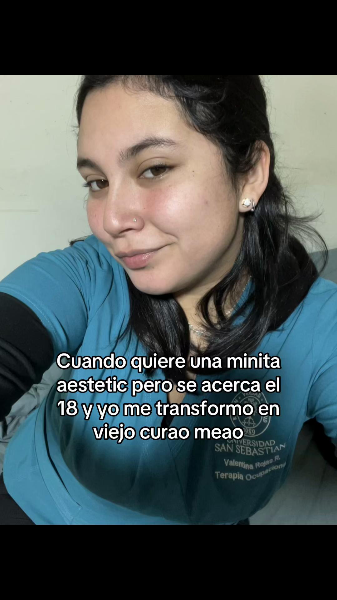 @valeee_rojas