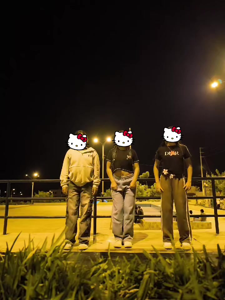 @Noemí_2010