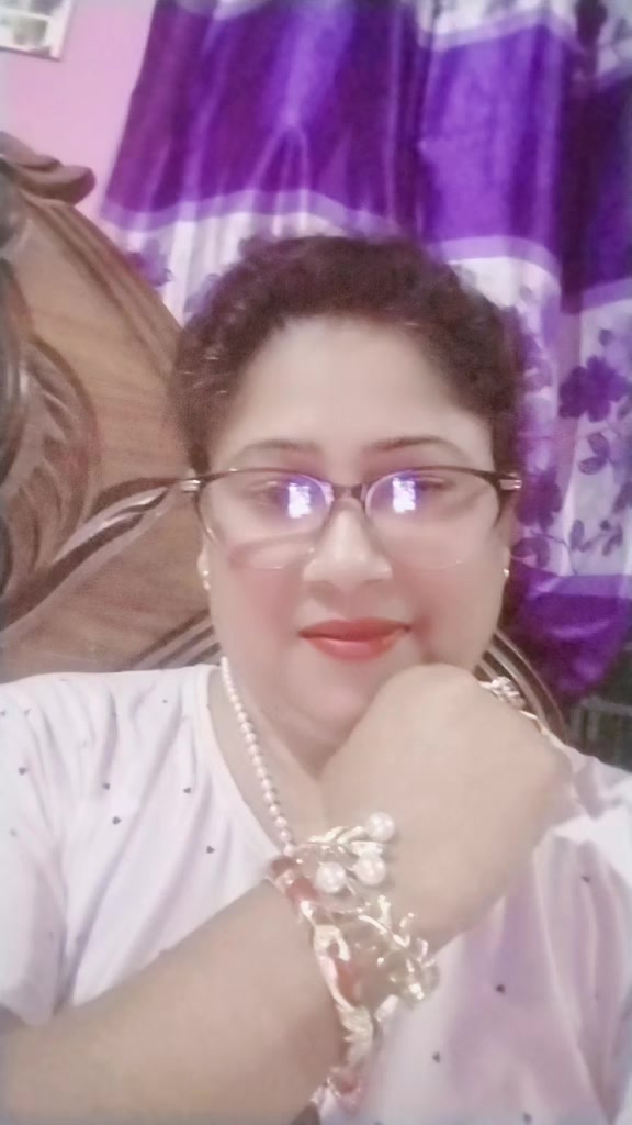 @Momena Chowdhory