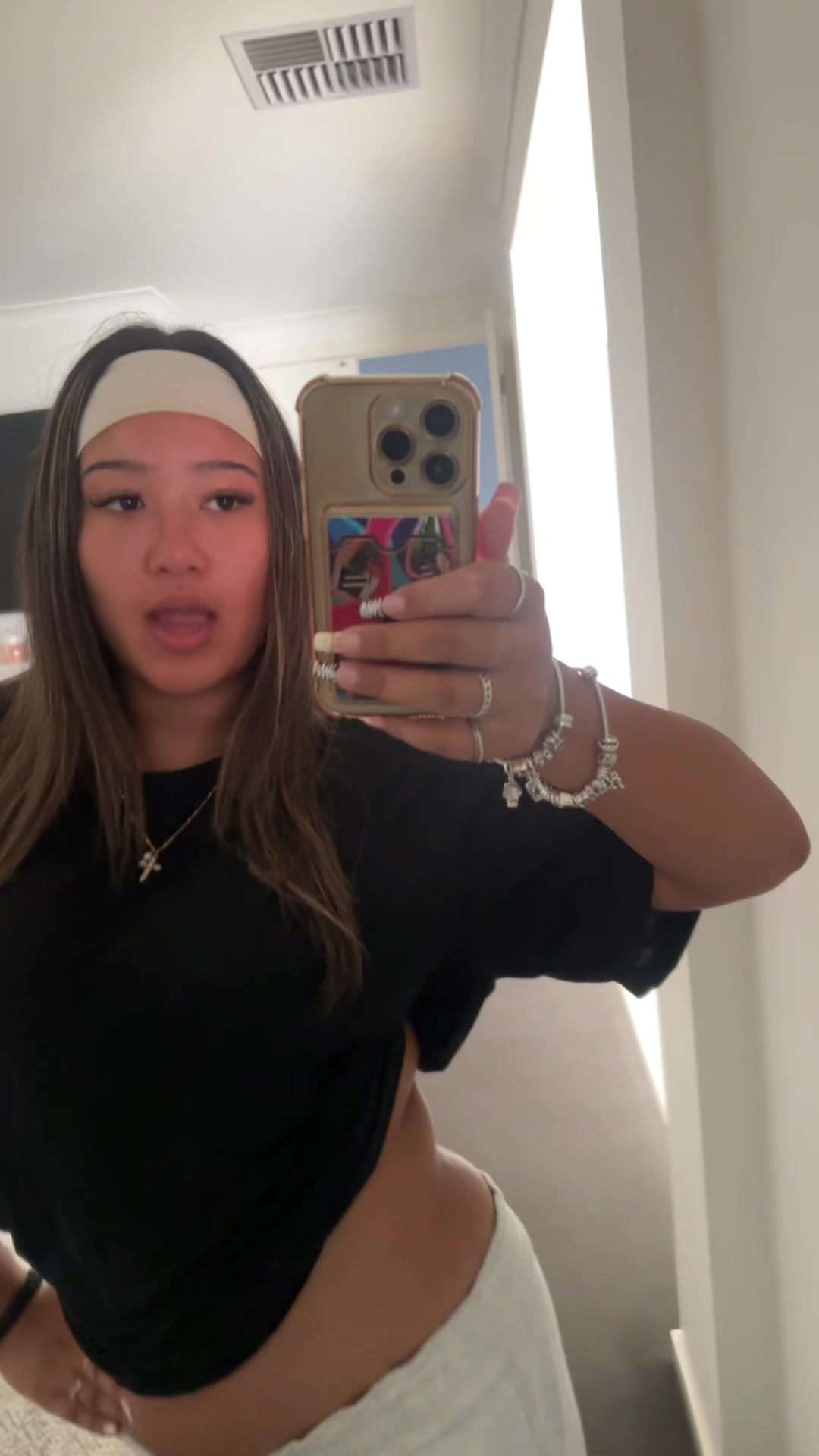 @𝐦 𝐞 𝐥 𝐨 𝐝 𝐲
