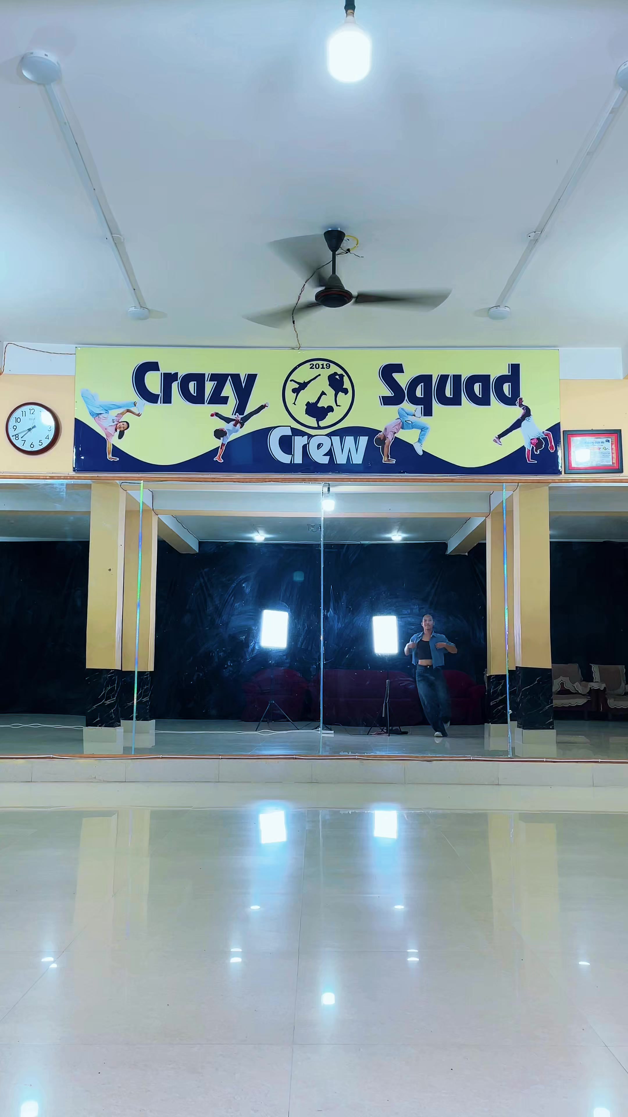 @Crazy Squad Crew