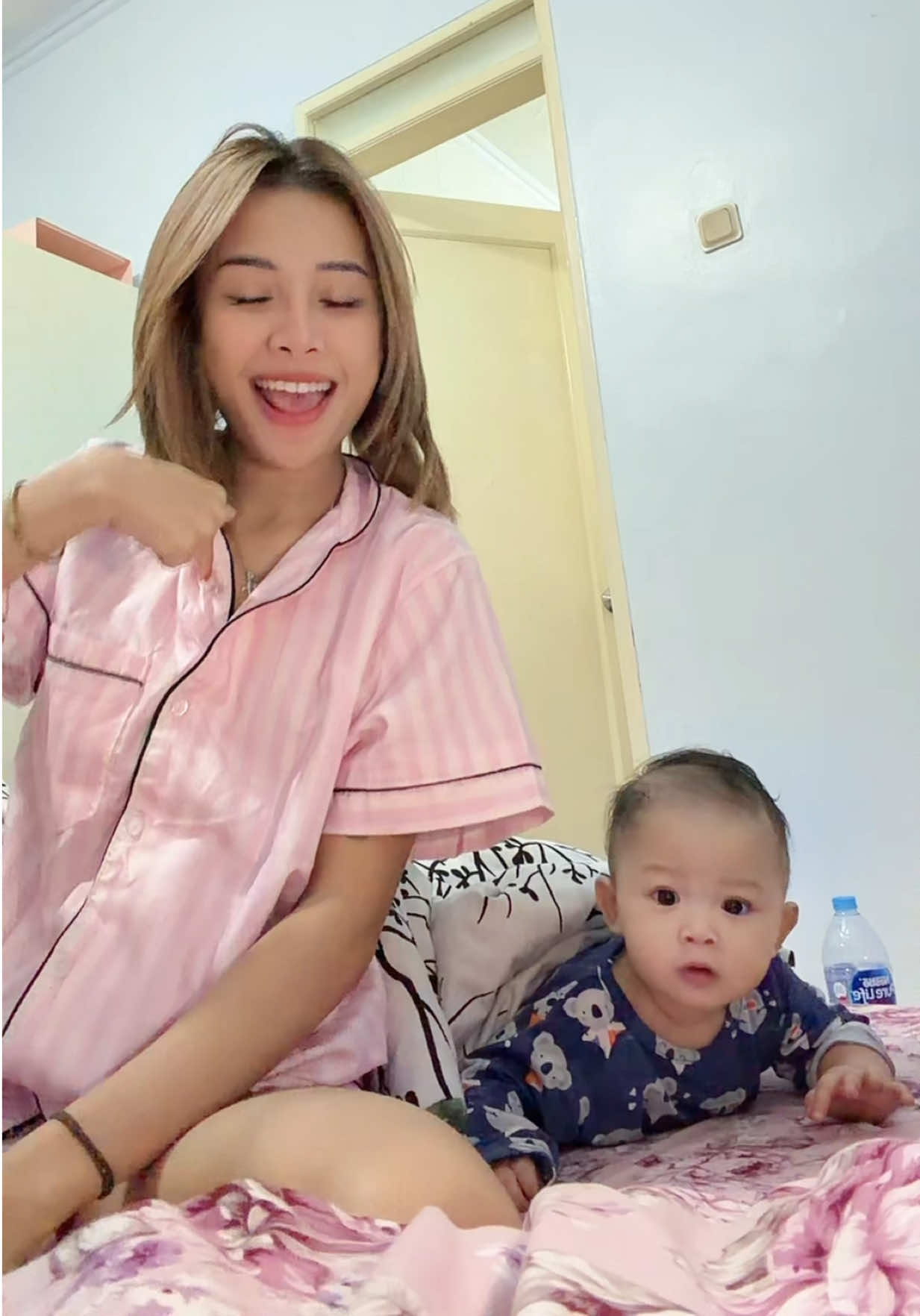 @MOMMY NYA ZIEL