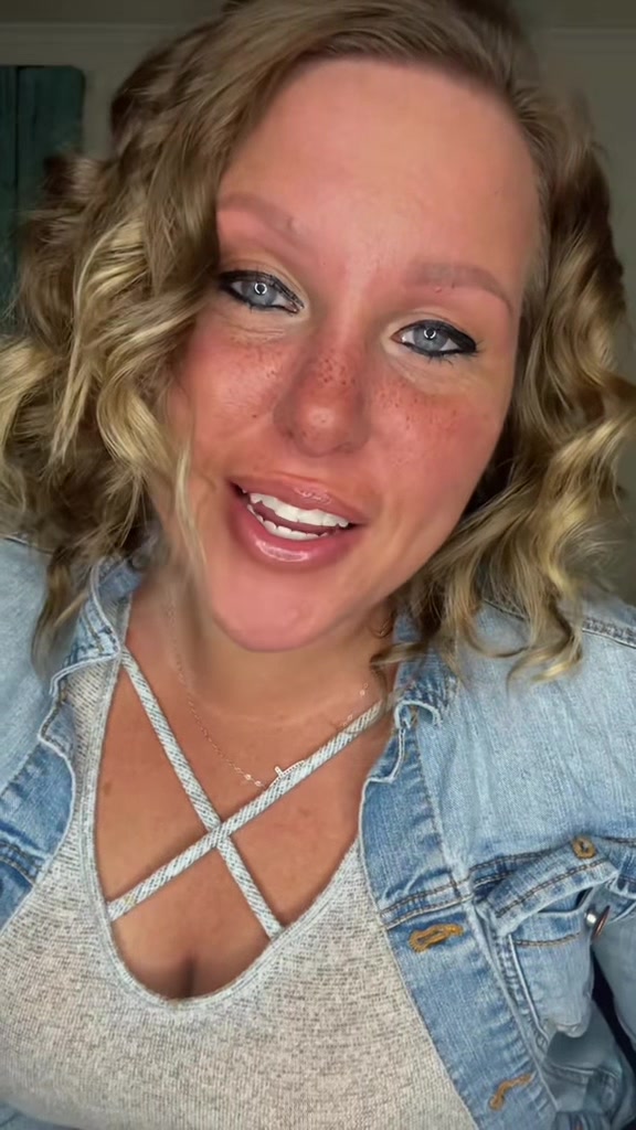 @Tattedmoonqueenoftheban