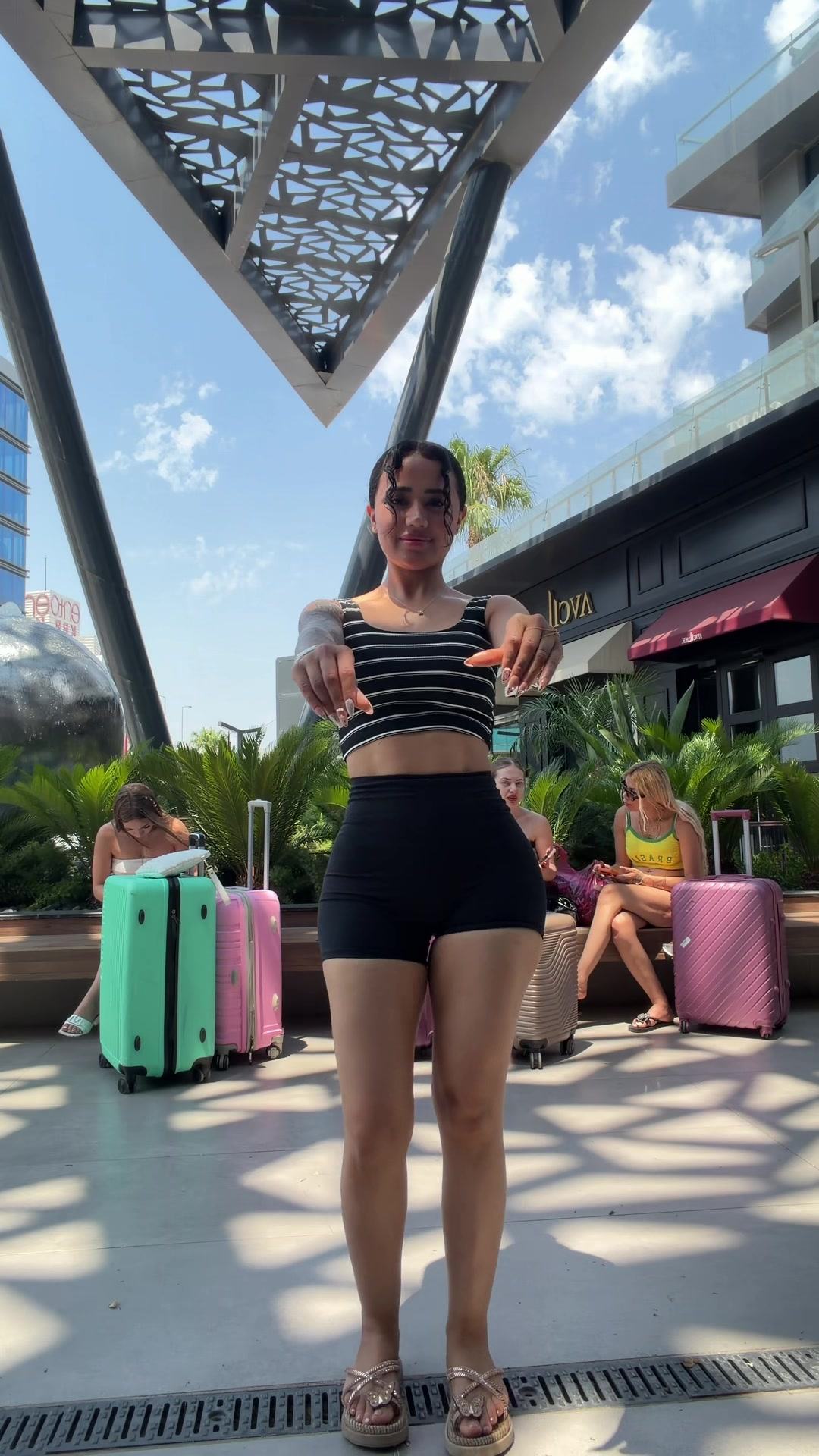 @melekazad