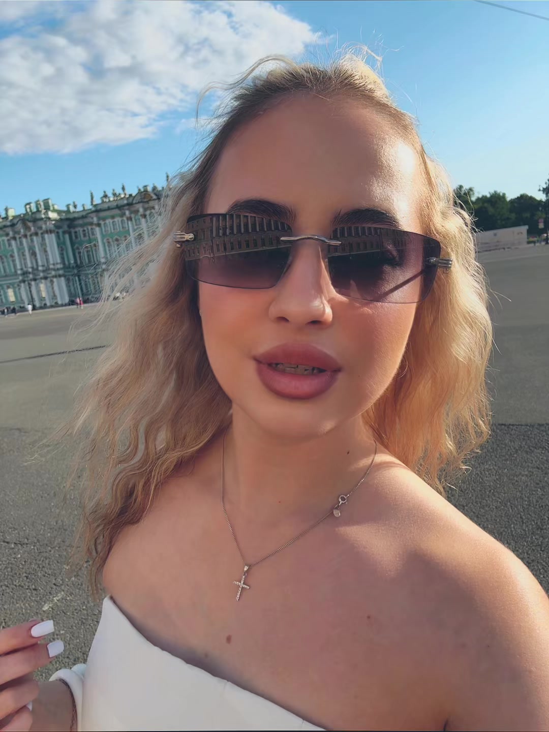 @М🫦