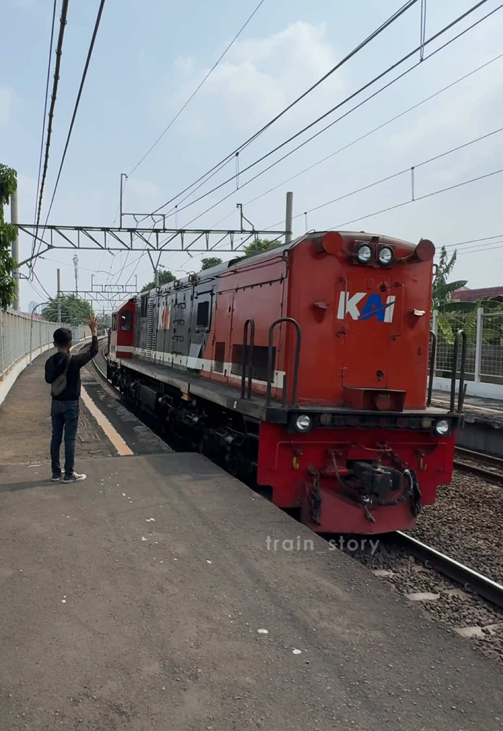 @Train_Story