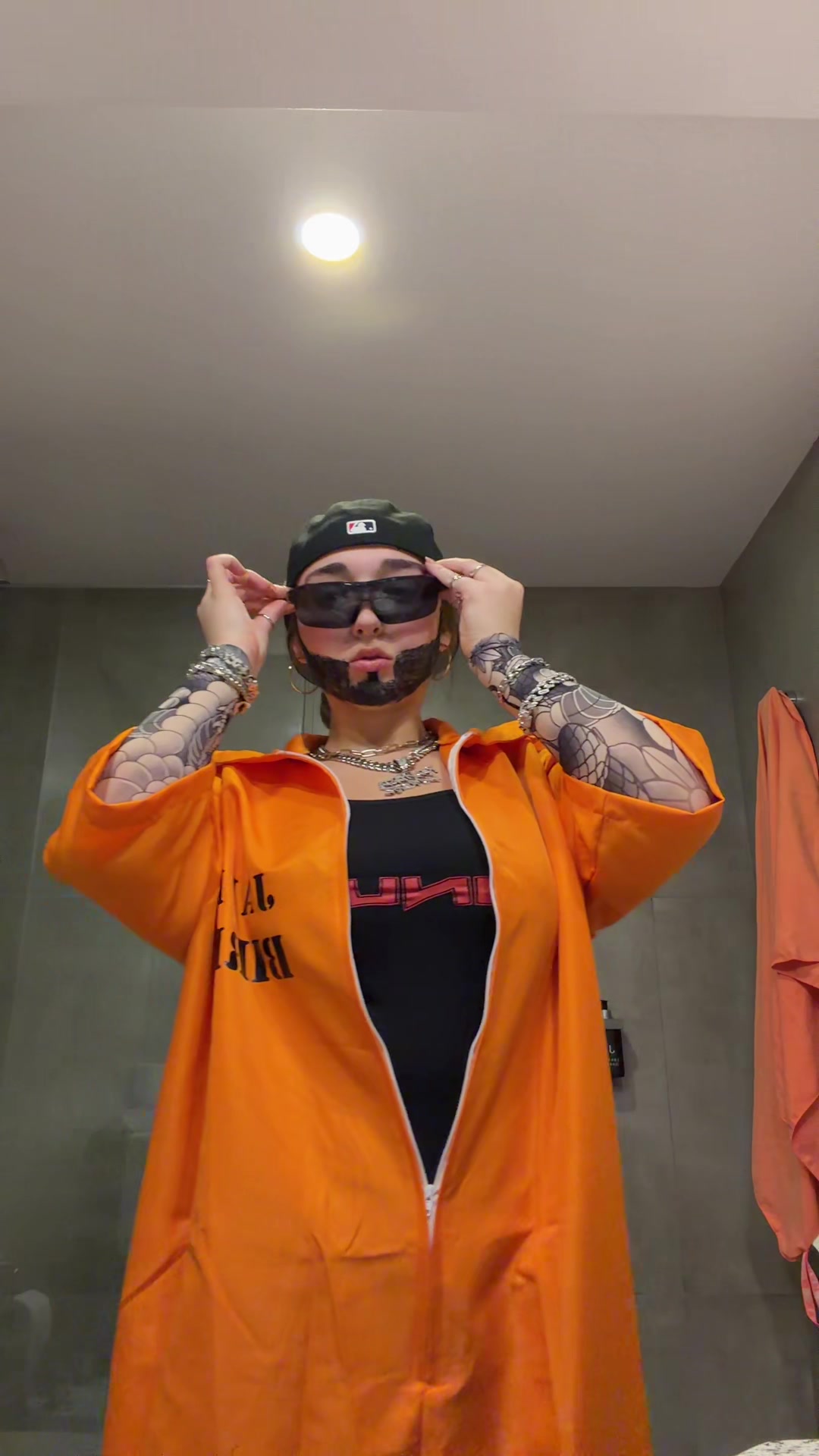 @abruu