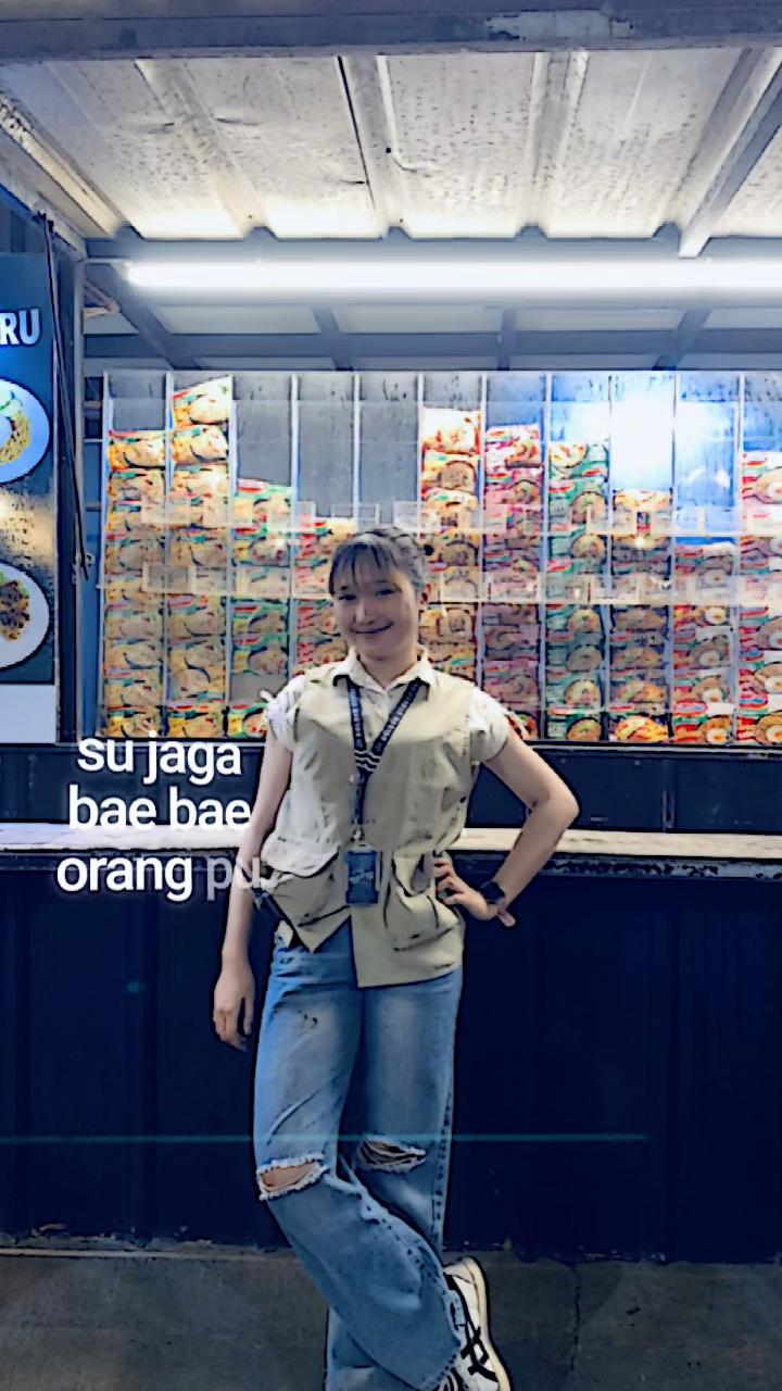 @tisaadrnsyh_