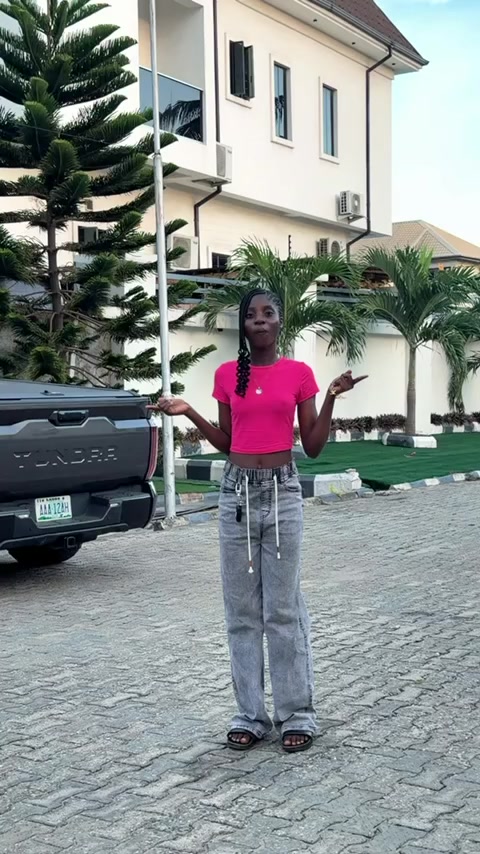 @Ebony 🌺🌺