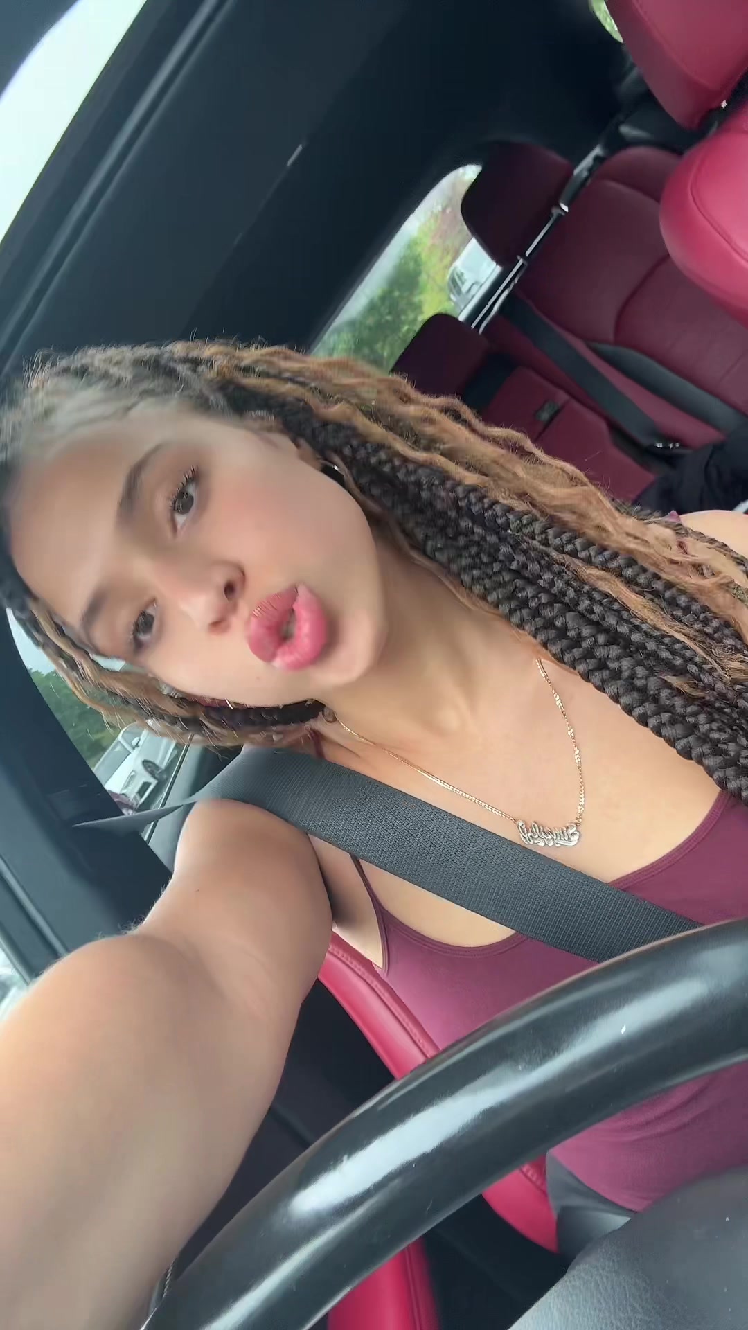 @Simeily 🌺