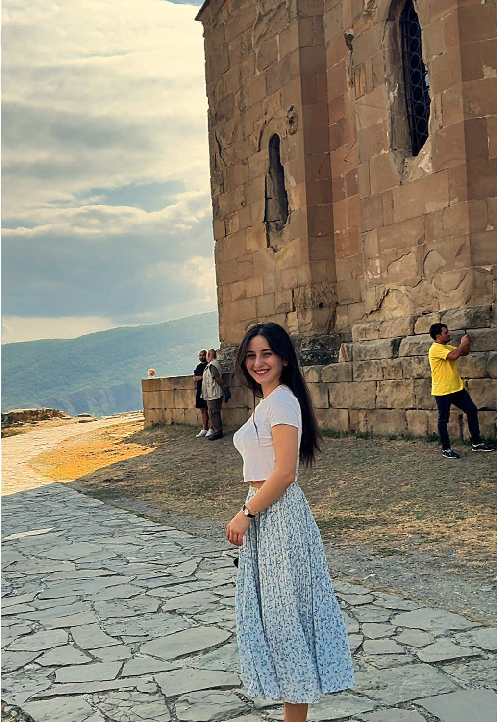 @მარე
