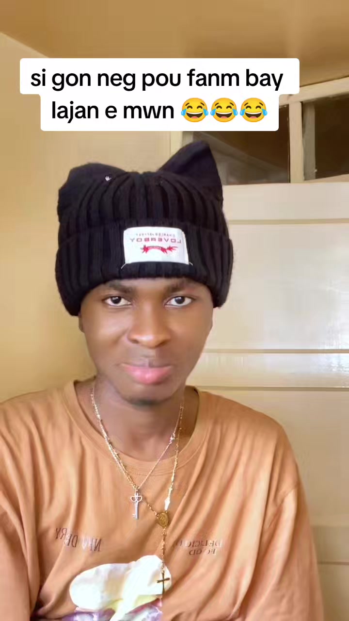 @mickey_mask_
