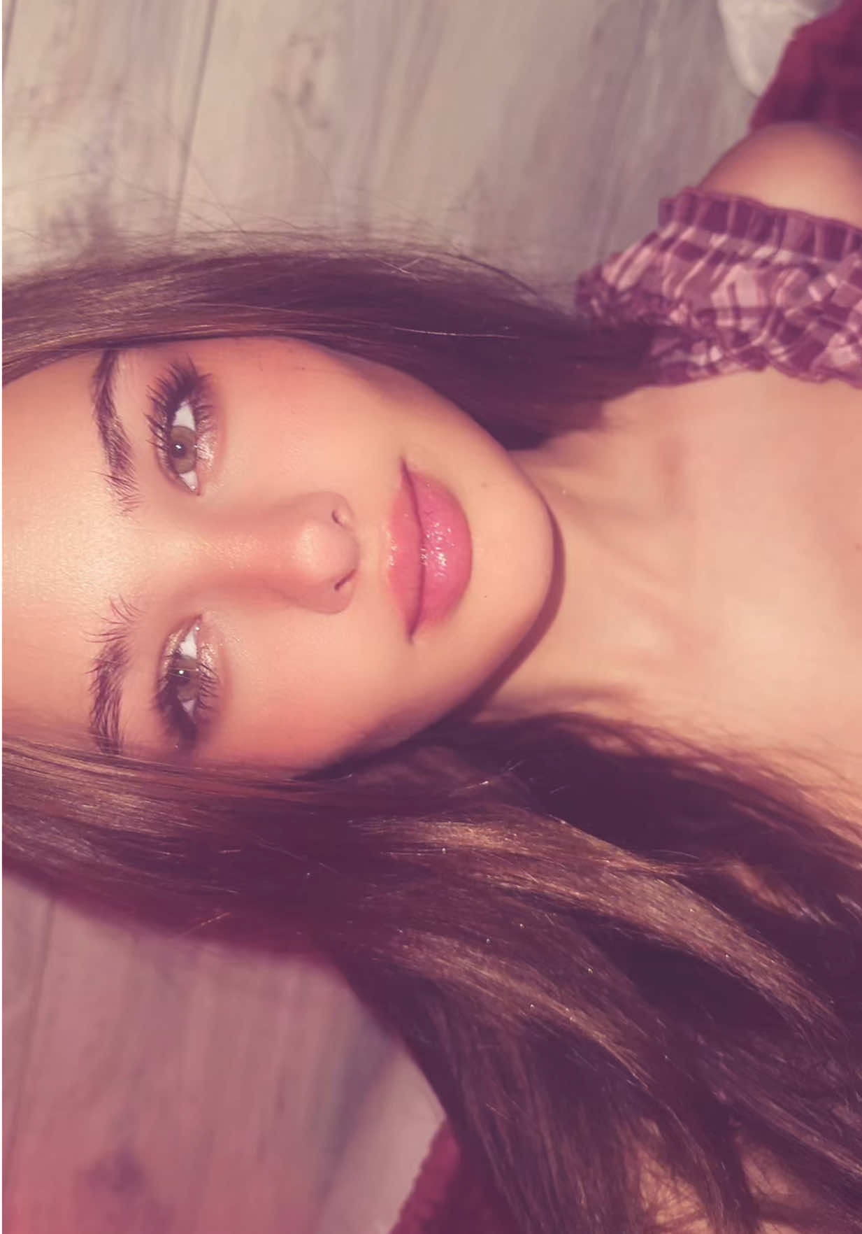 @@/juliannasabonis on Twitch