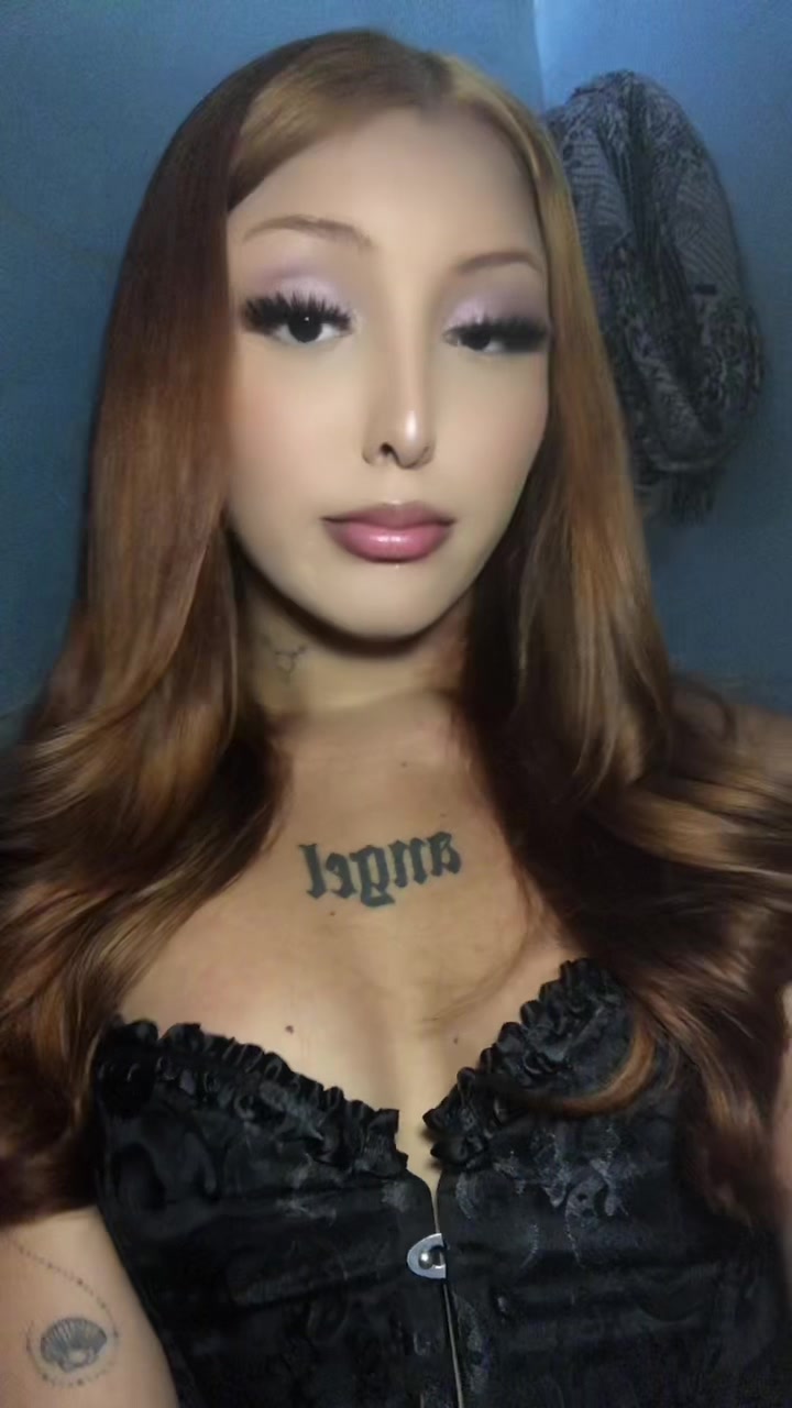 @Daniella Andrade