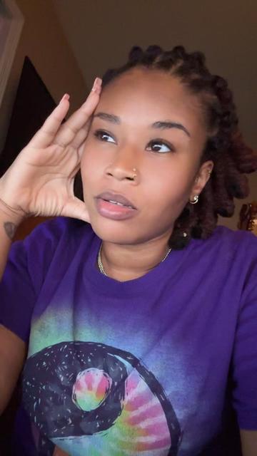 @PrettiFaceRee🌹