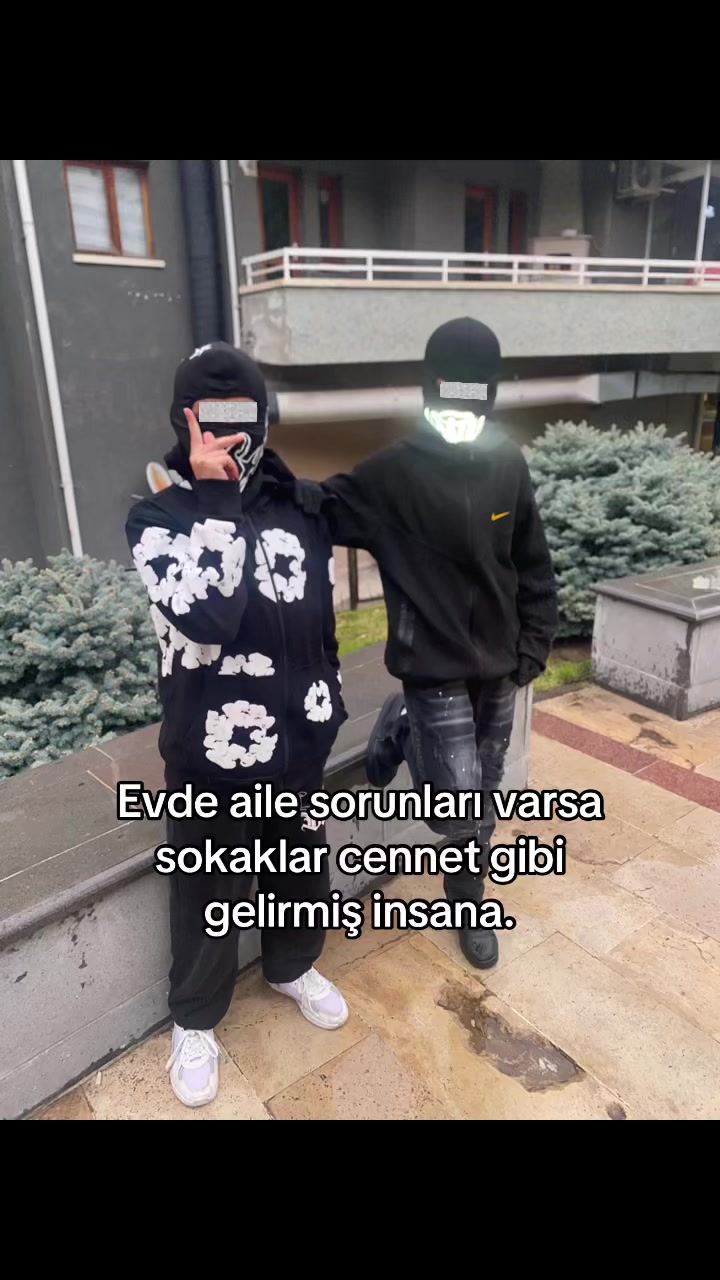 @𝓐𝓻𝓲𝔀𝔀