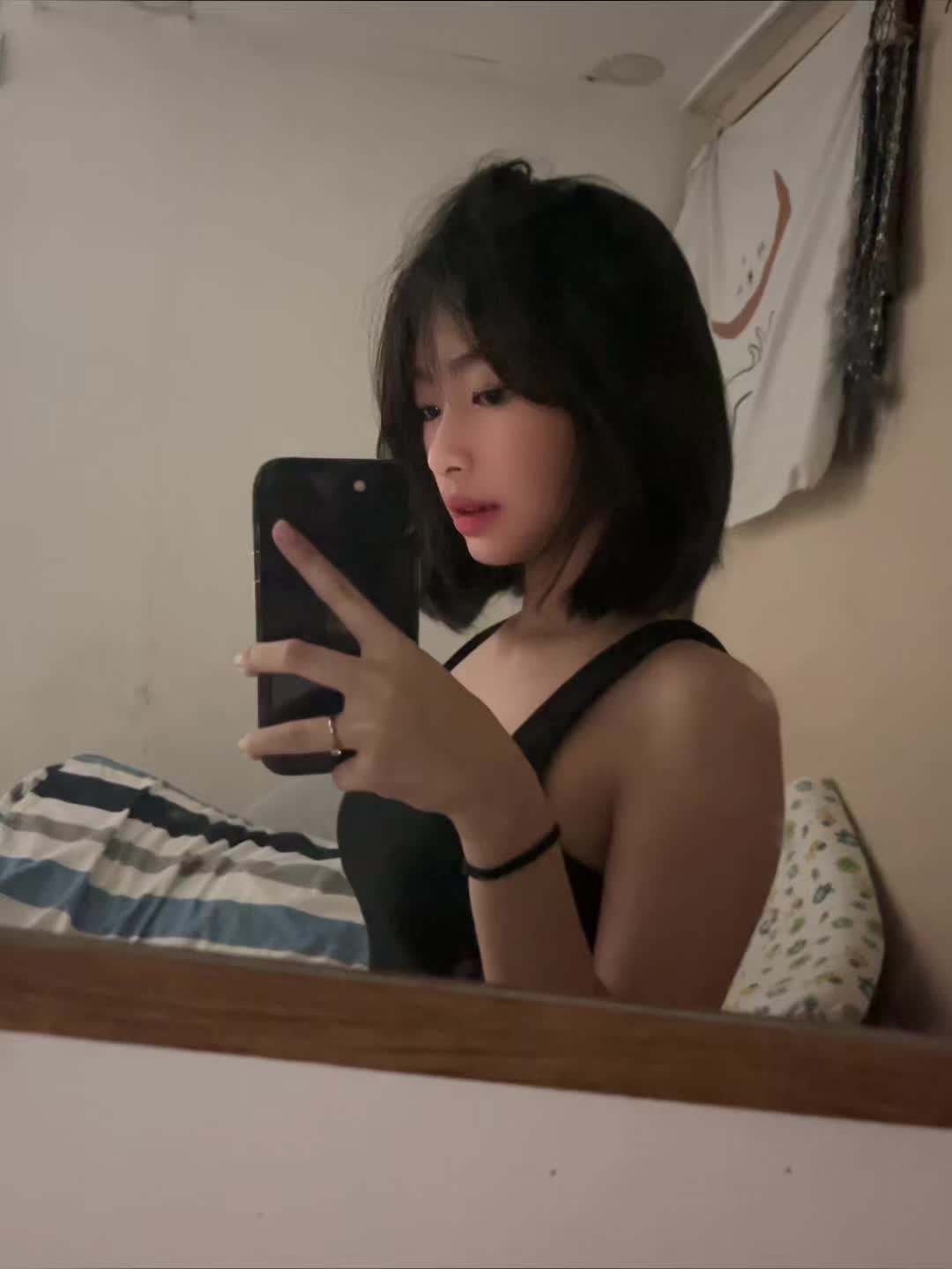 @iya