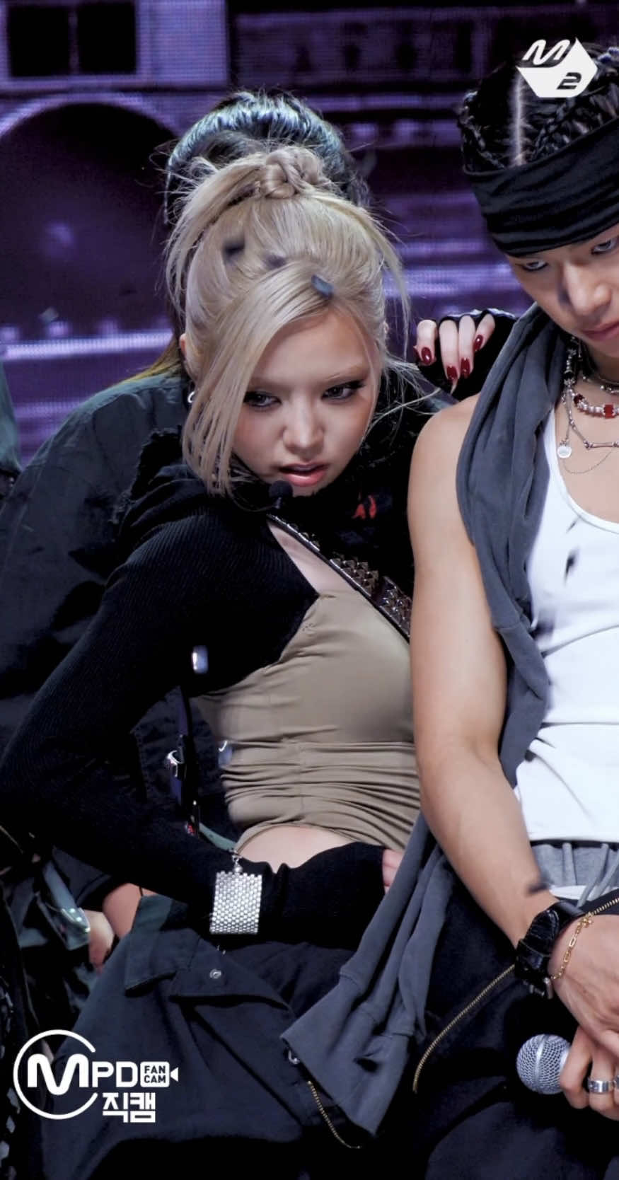 @K-pop Glitchcore