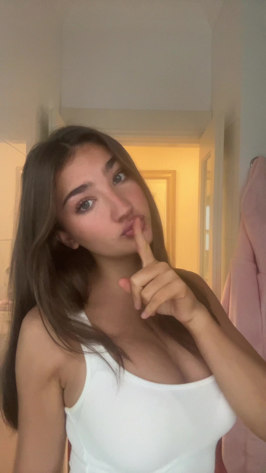 @laurenhanmer