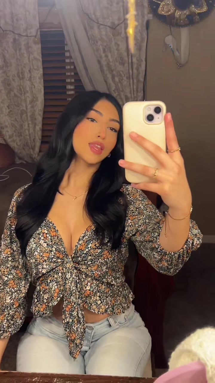 @Cami🌻