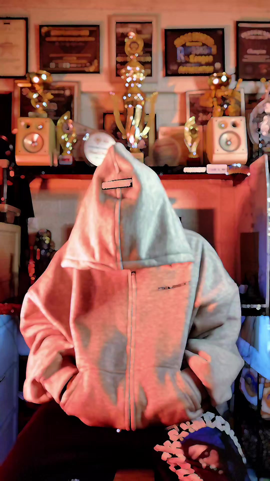 @DeviousNewtants