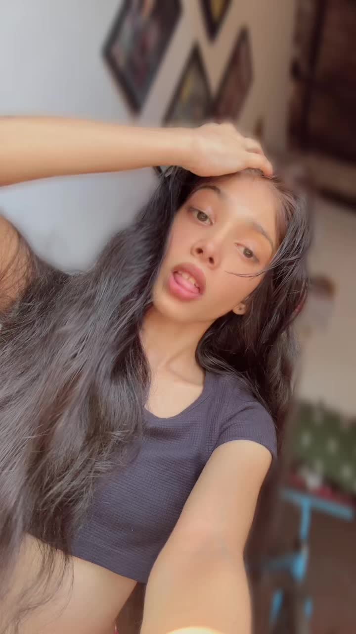 @"𝕽𝖚𝕭𝖎...🦋💋"