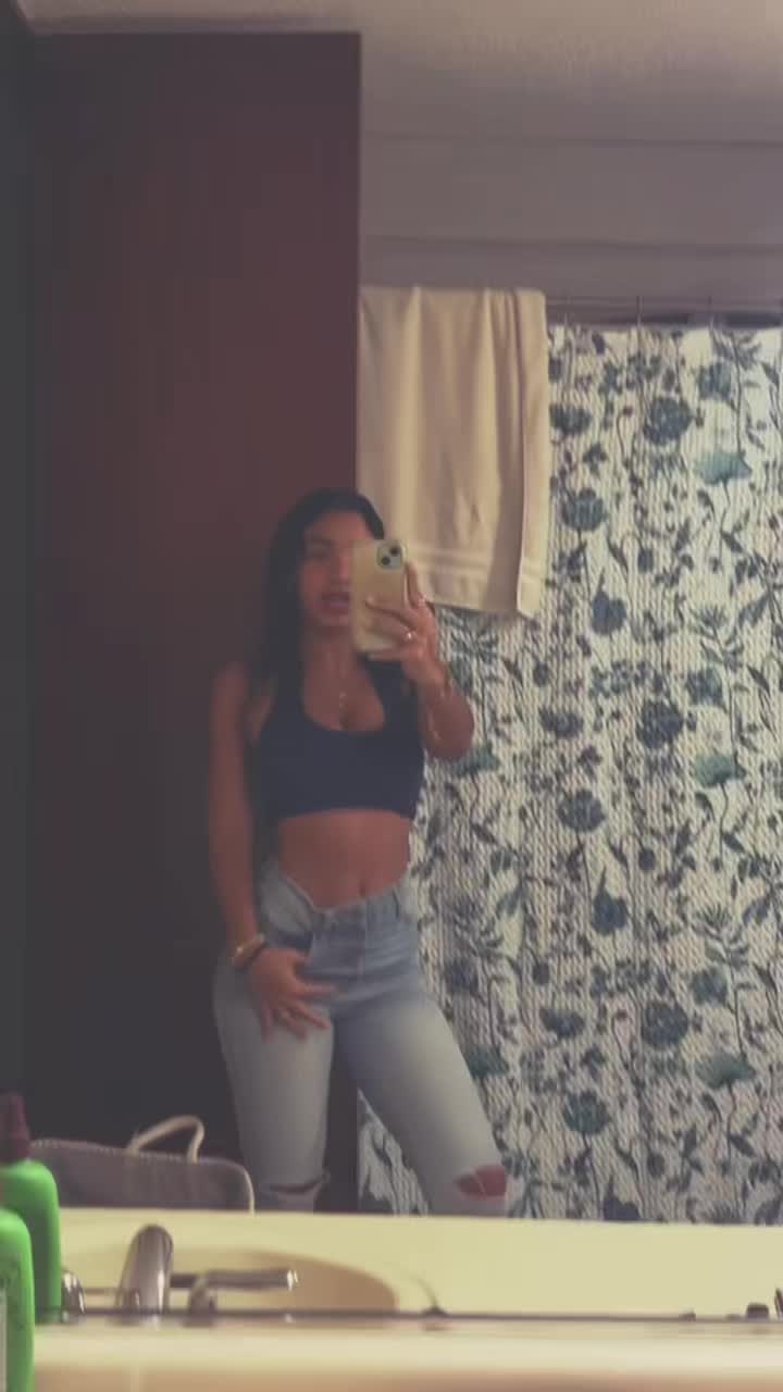 @Karooo ^ - ^