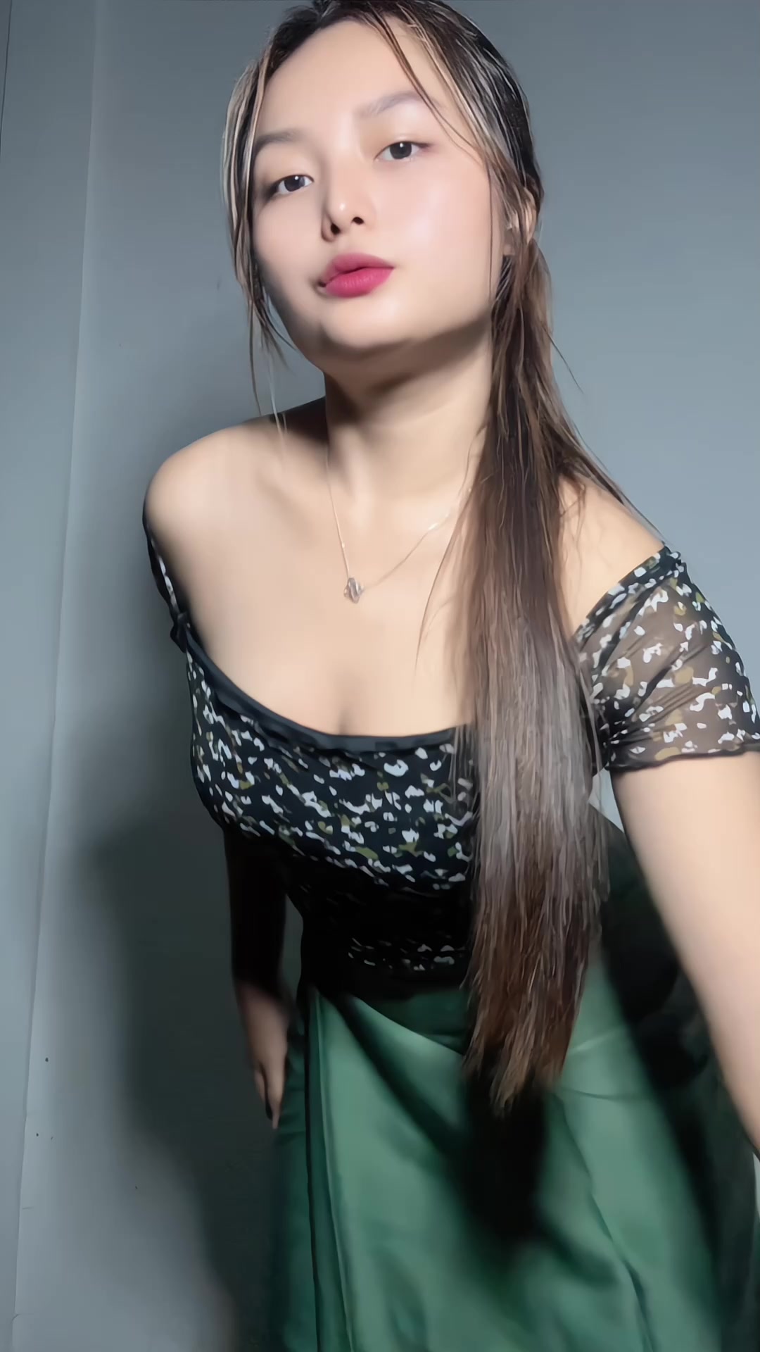 @𝗭𝗶𝗻 𝗠𝗼𝗻 - ဇင်မွန်♌️