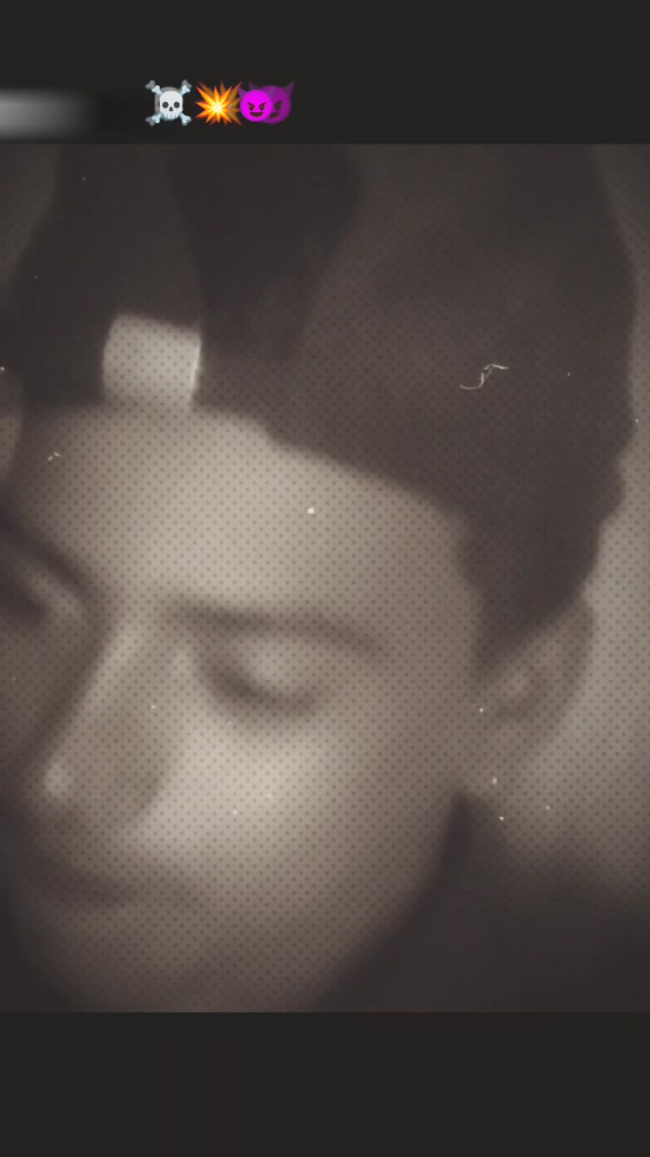 @Sad 😭 Premi💔Star ✨
