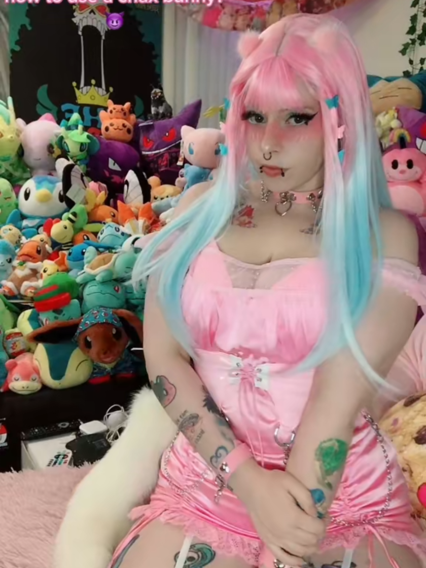 @twitch.tv/belovedmidna