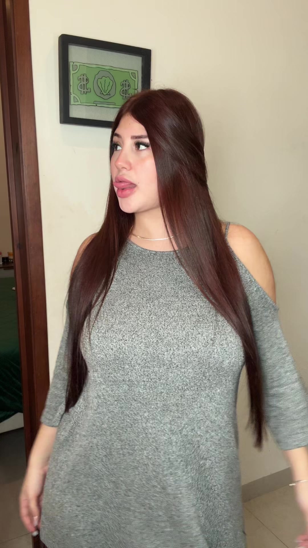 @meliveett