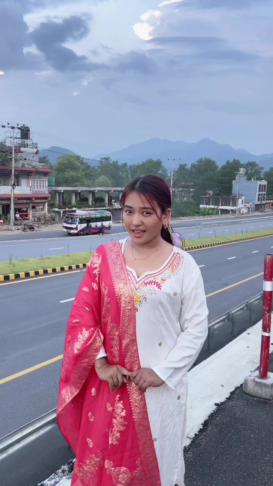 @चमेली🌻