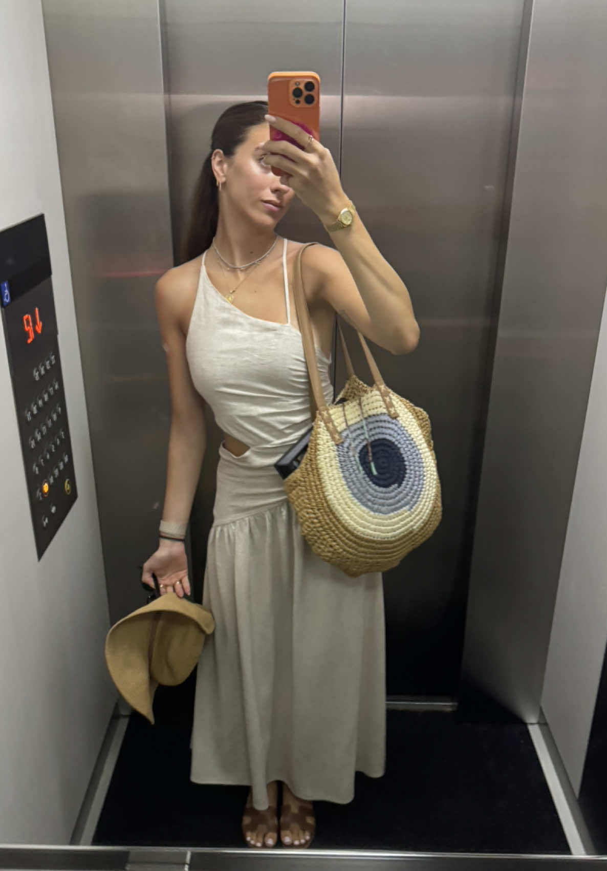 @KYRA