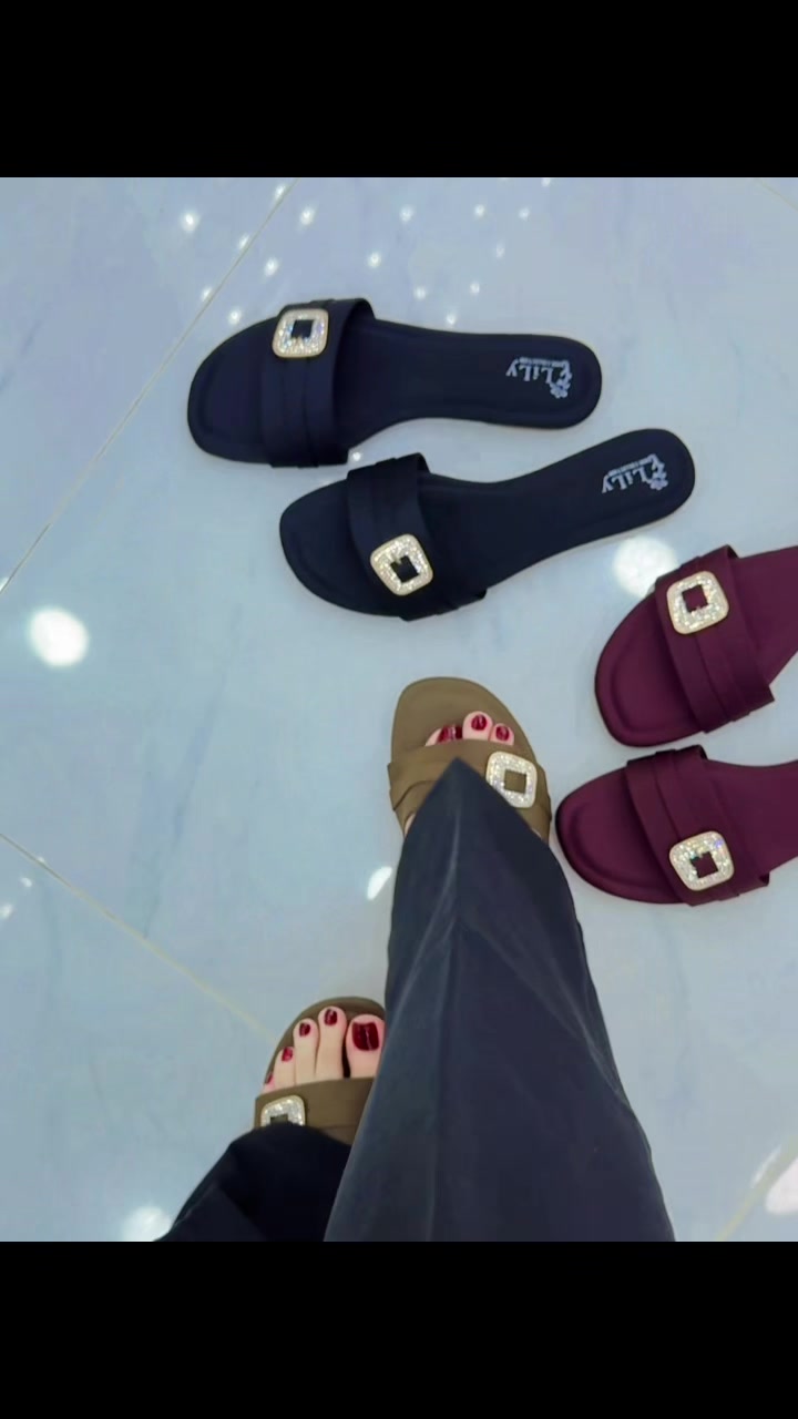 @Cherry Shoe Store